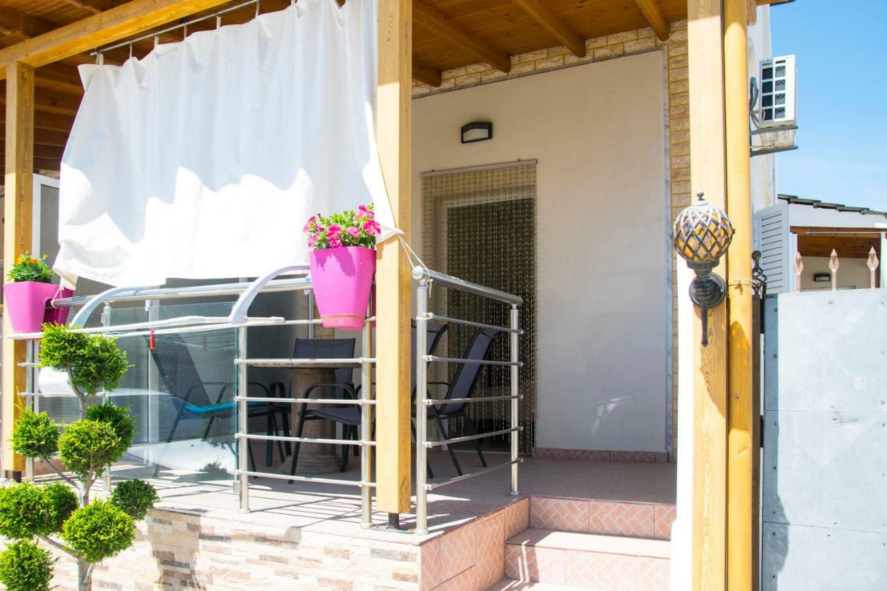 Villa Filimon Vrasná Exteriér fotografie